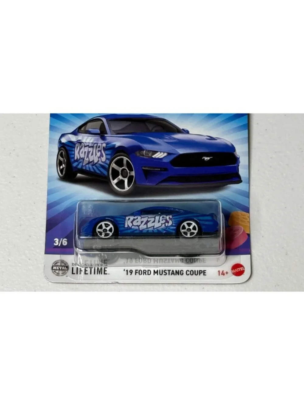 Matchbox '19 Ford Mustang Coupe Razzles Candy Series 3/6 Diecast Car